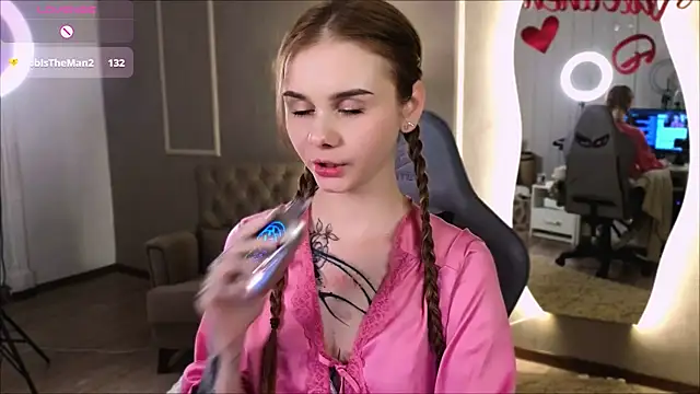 Britney Lynch online show from 02-14-25, 12:09