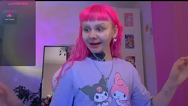 Britney Lynch online show from 10-11-25, 07:45