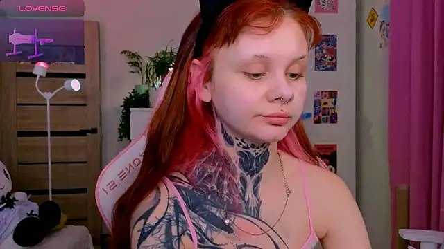 Britney Lynch online show from 11-12-25, 11:03