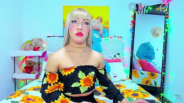 Snapshot of Candy_Candy__ chatting on 10-01-25, 12:16 Candy Candy online show from 10-01-25, 12:16