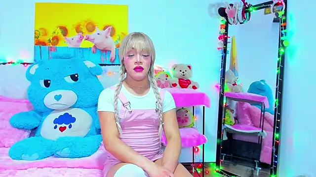 Candy Candy   online show from 12-20-25, 01:23