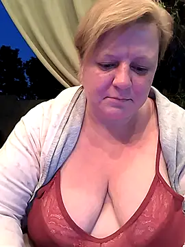 Snapshot of jusichka chatting on 06-26-26, 07:07 jusichka online show from 06-26-26, 07:07