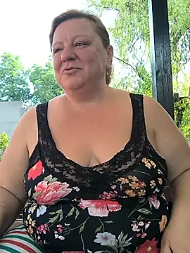 Snapshot of jusichka chatting on 06-30-26, 05:41 jusichka online show from 06-30-26, 05:41
