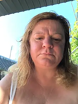 Snapshot of jusichka chatting on 07-14-26, 05:56 jusichka online show from 07-14-26, 05:56