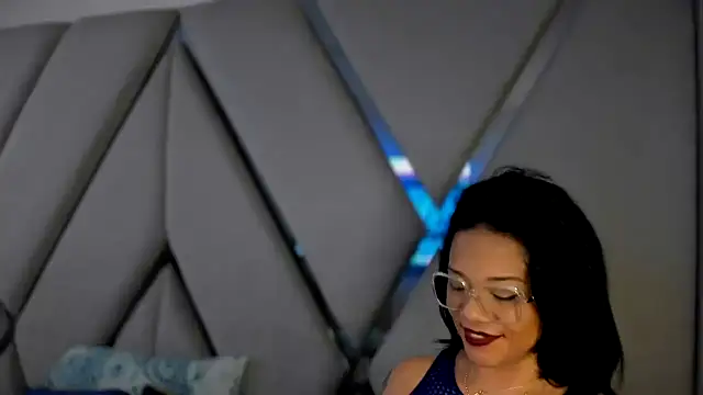 paula daniela1 online show from 01-25-25, 08:53