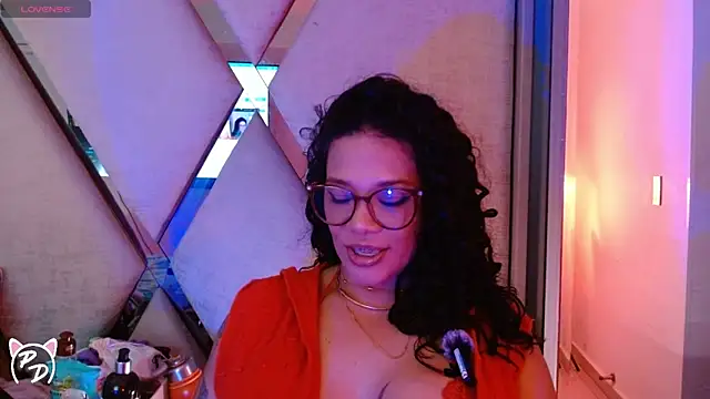 Snapshot of paula_daniela1 chatting on 06-03-26, 09:53 paula daniela1 online show from 06-03-26, 09:53
