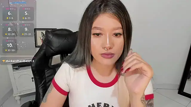 Snapshot of kat_apple chatting on 01-07-26, 12:24 kat apple online show from 01-07-26, 12:24