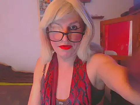 LorenJade online show from 03-10-25, 07:21