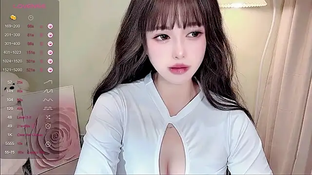 Snapshot of Dolv_1o chatting on 01-02-25, 11:31 Dolv 1o online show from 01-02-25, 11:31