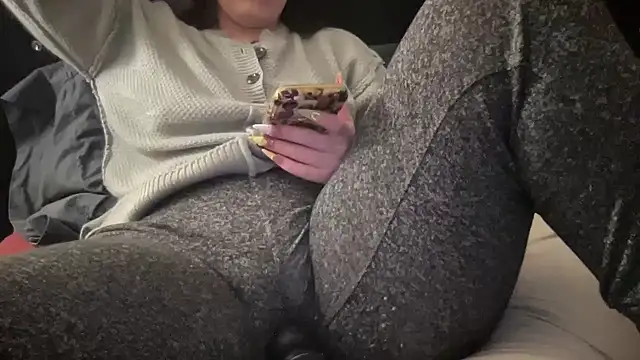 sexylilly69 online show from 02-16-25, 01:47