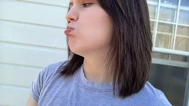 sexylilly69 online show from 03-17-25, 08:09