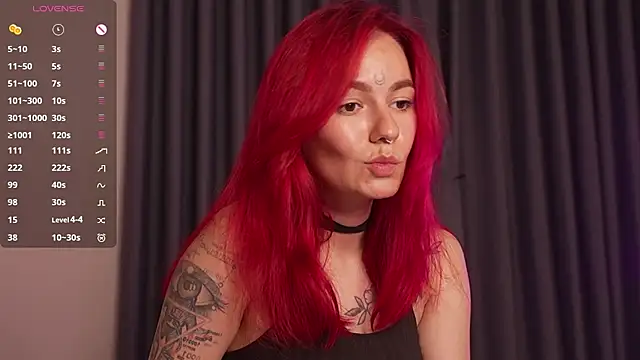 girl with snaketatto0 online show from 02-19-26, 02:51