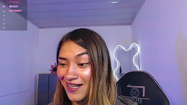 Jenner tay online show from 05-31-26, 03:04