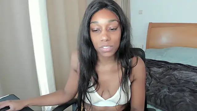 Snapshot of smileybabe chatting on 03-12-25, 08:41 smileybabe online show from 03-12-25, 08:41