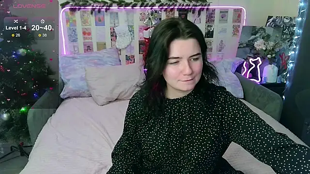 Snapshot of ss-katekisa-ss chatting on 12-14-24, 12:11 ss-katekisa-ss online show from 12-14-24, 12:11