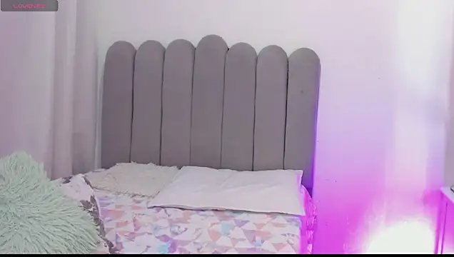 andrea osorio  online show from 10-13-25, 11:43