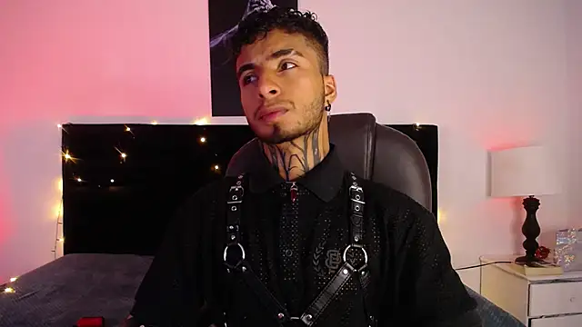 JuanCamiilo 66 online show from 02-16-25, 06:21