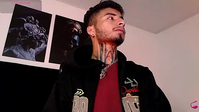 JuanCamiilo 66 online show from 02-23-25, 07:38