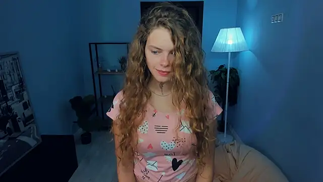 RayaNenlia online show from 09-24-25, 05:11