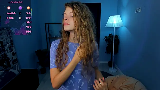 RayaNenlia online show from 09-26-25, 05:11