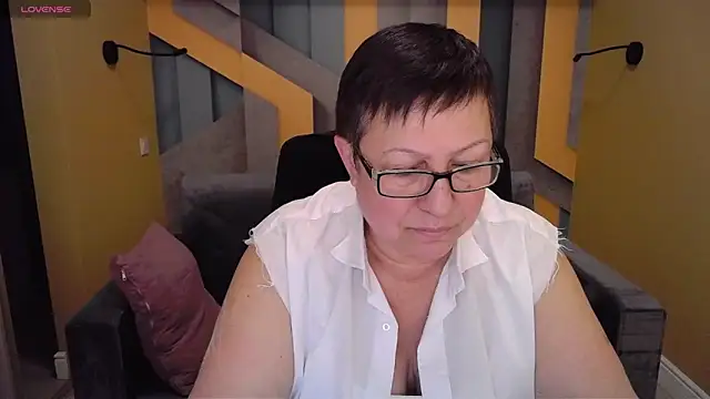 BarbaraTurners online show from 01-16-25, 03:56