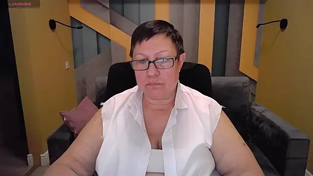 BarbaraTurners online show from 01-18-25, 01:30