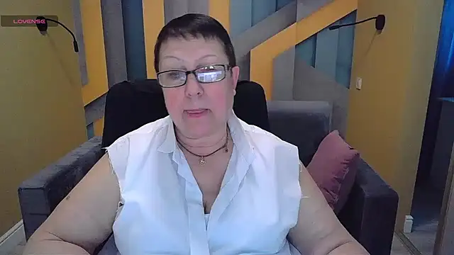 BarbaraTurners online show from 03-22-25, 04:56