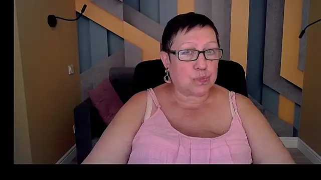 BarbaraTurners online show from 09-21-25, 11:56