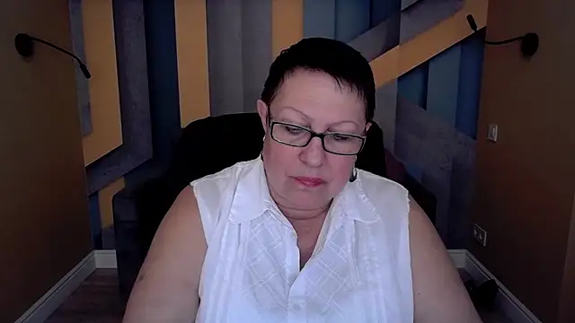 BarbaraTurners online show from 11-07-25, 07:36