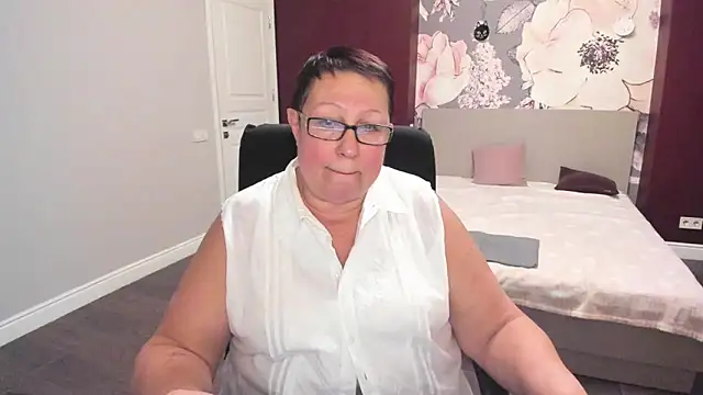 BarbaraTurners online show from 11-09-25, 12:36