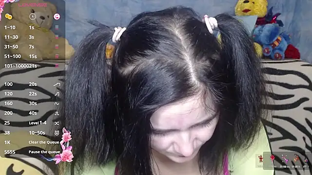 Snapshot of Yours_good_mood chatting on 12-21-24, 04:52 Yours good mood online show from 12-21-24, 04:52