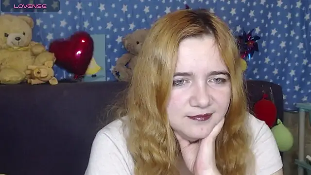 Snapshot of Yours_good_mood chatting on 10-05-25, 02:43 Yours good mood online show from 10-05-25, 02:43