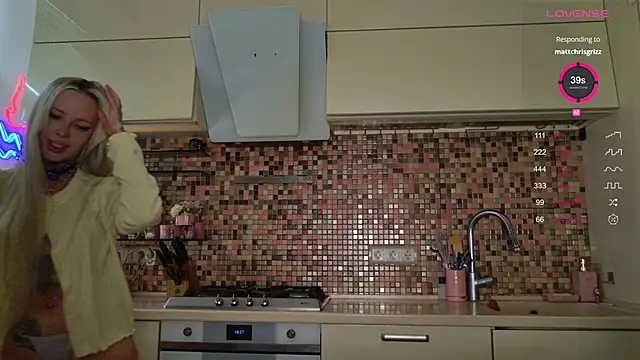 Snapshot of 2badforyou chatting on 02-24-26, 11:19 2badforyou online show from 02-24-26, 11:19