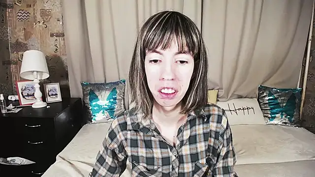 Snapshot of Unusual_G chatting on 11-28-25, 06:16 Unusual G online show from 11-28-25, 06:16