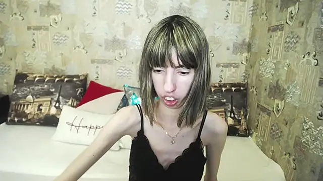 Snapshot of Unusual_G chatting on 07-14-26, 10:21 Unusual G online show from 07-14-26, 10:21