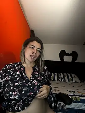 Snapshot of charlotedoll chatting on 03-17-26, 01:43 charlotedoll online show from 03-17-26, 01:43