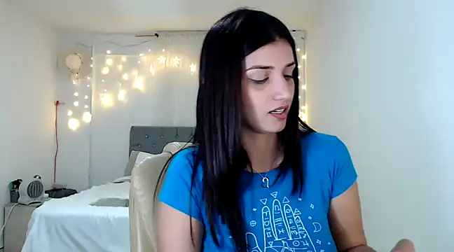 Snapshot of ZajiraShane chatting on 12-13-24, 01:33 ZajiraShane online show from 12-13-24, 01:33