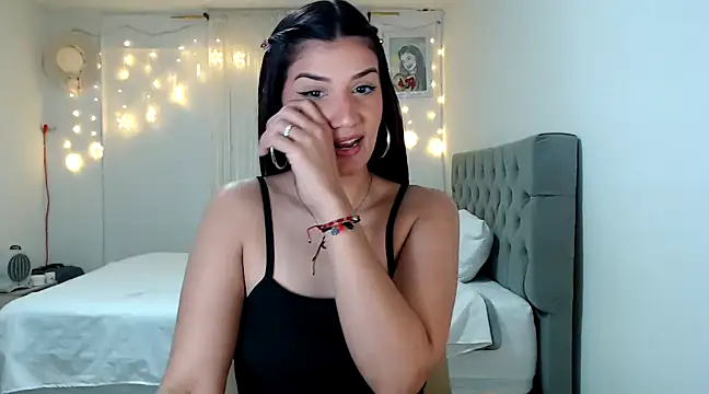 Snapshot of ZajiraShane chatting on 12-17-24, 07:07 ZajiraShane online show from 12-17-24, 07:07