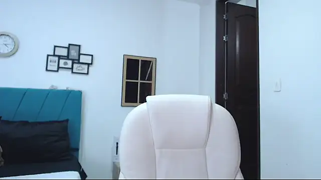 kamila lopez online show from 02-06-25, 09:49