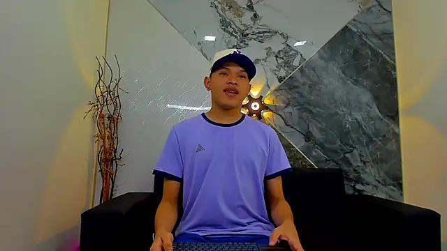 Snapshot of liam_genner_ chatting on 02-24-25, 08:25 liam genner online show from 02-24-25, 08:25