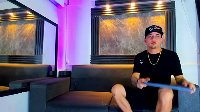 Snapshot of liam_genner_ chatting on 09-15-25, 08:09 liam genner online show from 09-15-25, 08:09