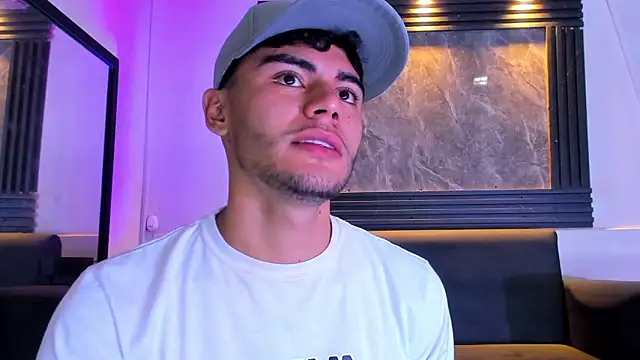 Snapshot of liam_genner_ chatting on 11-10-25, 08:19 liam genner online show from 11-10-25, 08:19