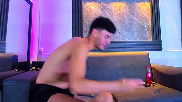 Snapshot of liam_genner_ chatting on 11-12-25, 08:30 liam genner online show from 11-12-25, 08:30