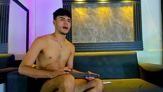 Snapshot of liam_genner_ chatting on 11-13-25, 08:30 liam genner online show from 11-13-25, 08:30