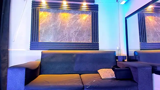 Snapshot of liam_genner_ chatting on 11-28-25, 08:22 liam genner online show from 11-28-25, 08:22