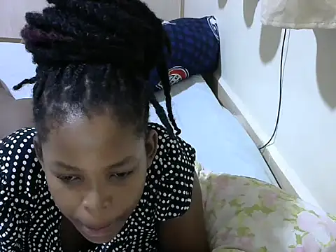 Snapshot of queen-sasha chatting on 03-19-25, 04:34 queen-sasha online show from 03-19-25, 04:34