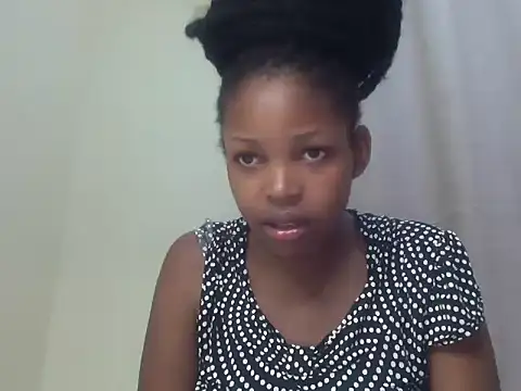 Snapshot of queen-sasha chatting on 11-15-25, 04:47 queen-sasha online show from 11-15-25, 04:47