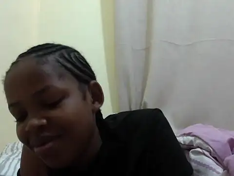Snapshot of queen-sasha chatting on 05-10-26, 07:35 queen-sasha online show from 05-10-26, 07:35