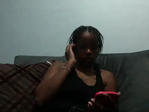 Snapshot of queen-sasha chatting on 06-20-26, 08:44 queen-sasha online show from 06-20-26, 08:44