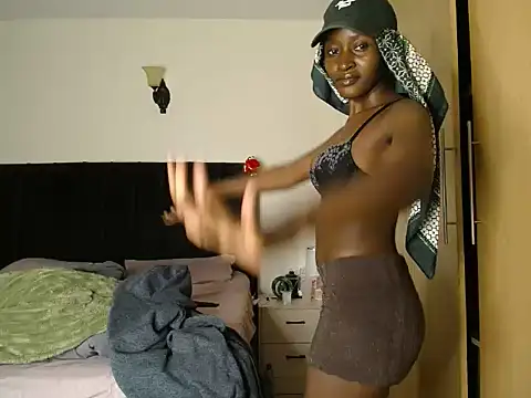 Snapshot of thicky_anncy chatting on 07-30-26, 09:58 thicky anncy online show from 07-30-26, 09:58